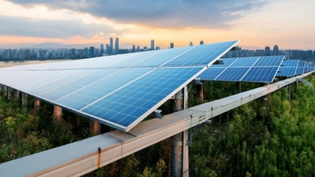 Singapore’s National Energy Provider Launches Blockchain Marketplace for Green Energy