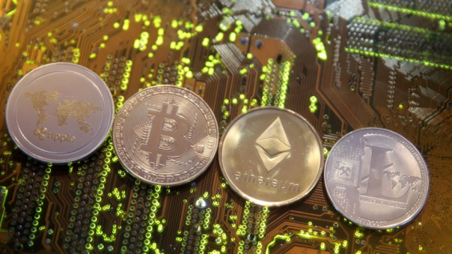 Hong Kong’s Security Watchdog to Propose Crypto Regulation, Chairman Says