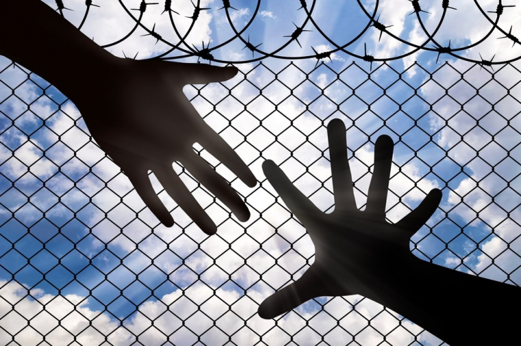 US: Crypto Initiative Donates Monero to Bail Out Immigrants in ICE Detention