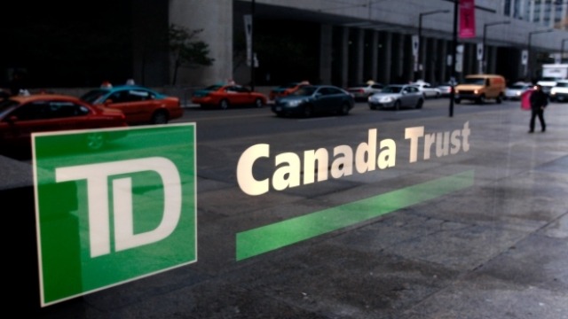 Канадский TD Bank запретил своим клиентам использовать кредитные карты для покупки криптовалют