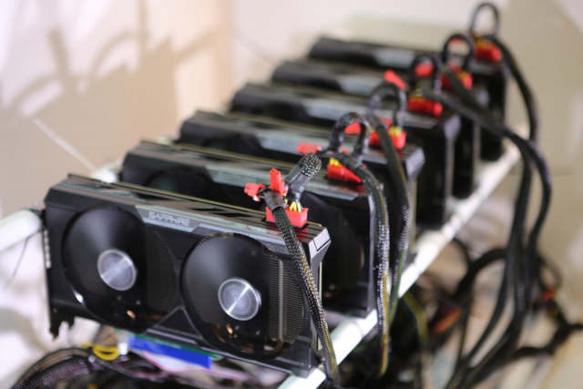 Chinese School Principals Caught Mining Ethereum At Work