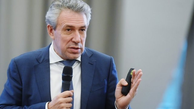 Глава ВЭБ предлагает использовать технологию блокчейн в госзакупках