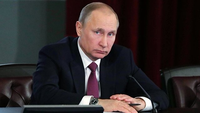 Путин назвал обоснованным консерватизм Центробанка в отношении криптовалют Далее: https://news.rambler.ru/economics/38850713/?utm_content=rnews&utm_medium=read_more&utm_source=copylink