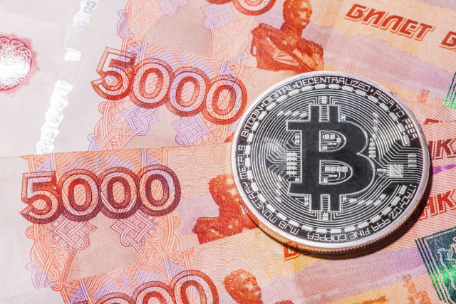 Минфин: обмен криптовалют на рубли возможен в будущем