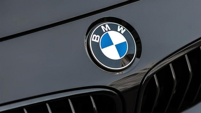 BMW Partners Blockchain Startup to Develop Customer Lending Solution