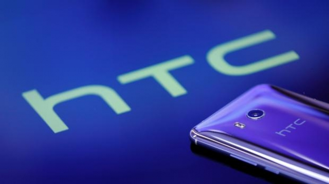 First HTC Blockchain Smartphone To Go On Sale In December